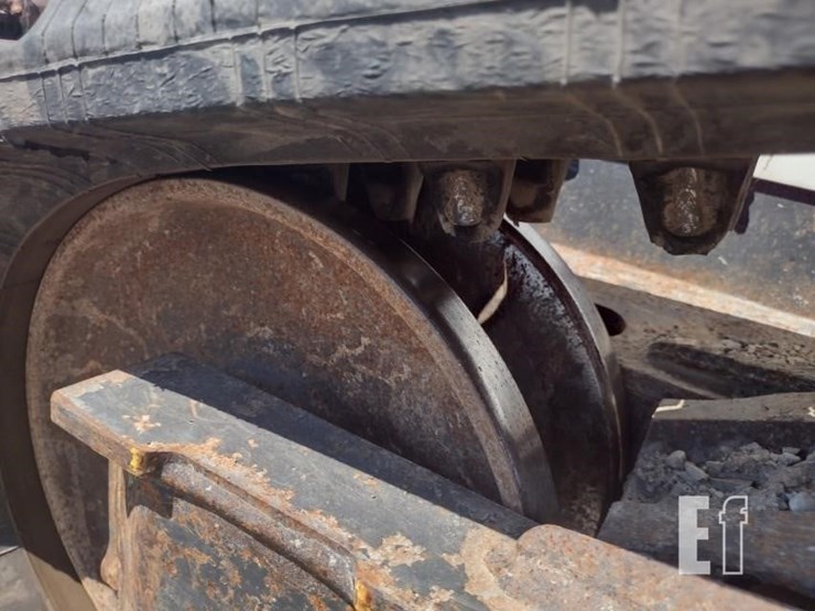 2020-bobcat-t590-image-26