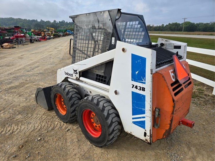 bobcat-743b-image-3
