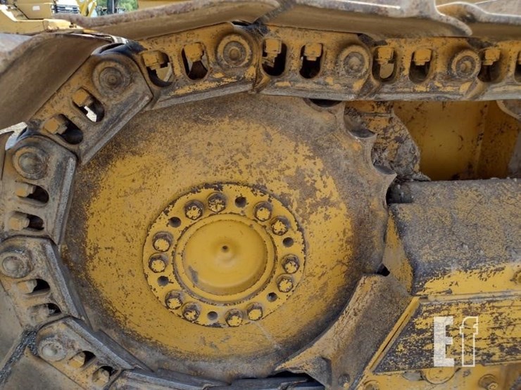 2004-deere-650h-image-29