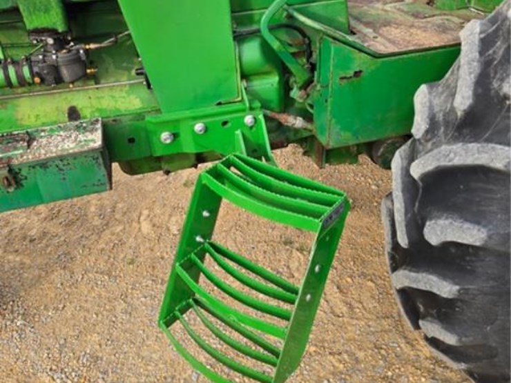 john-deere-4020-image-12