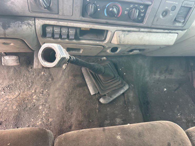 1999-ford-f350-image-19