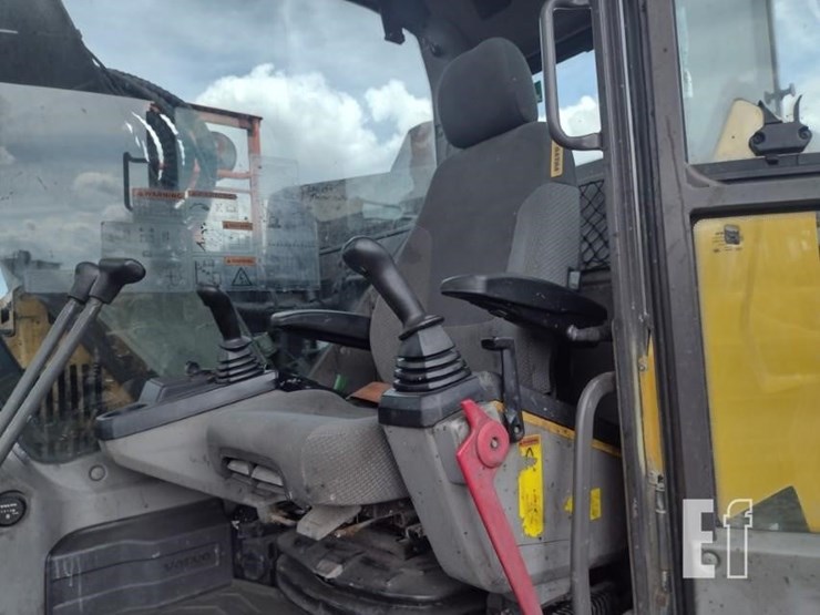volvo-ecr145el-image-13