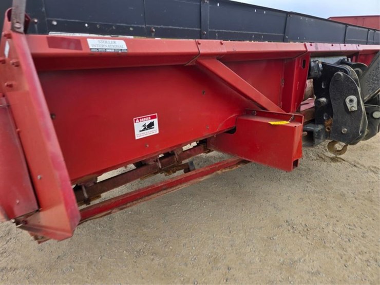 case-ih-1083-image-5