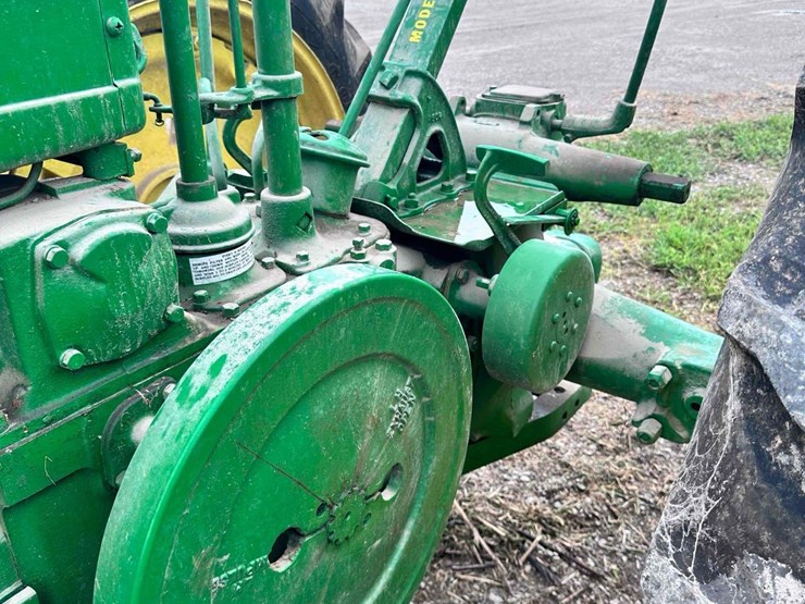 john-deere-b-image-12