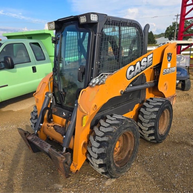 2014 CASE SR210