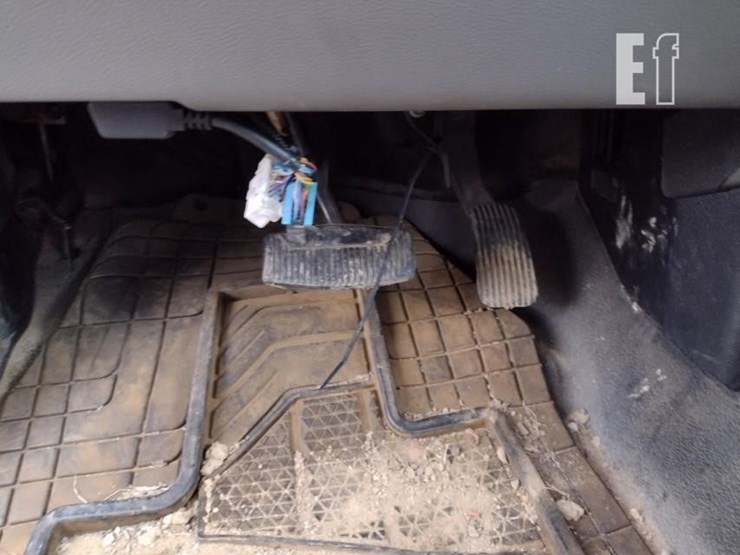 2019-ford-f550-image-8