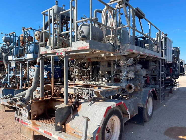 2012-nov-rolligon-cement-pump-trailer-image-6