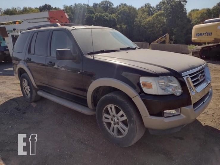 2010-ford-explorer-image-27