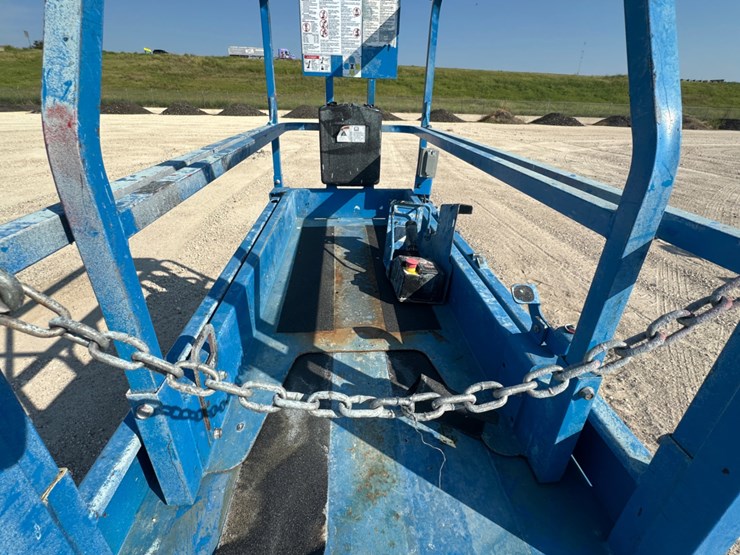 2019-genie-gs1930-image-9