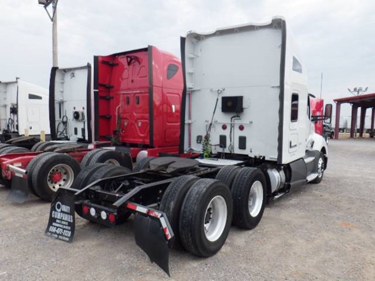 2016-kenworth-t680-image-8