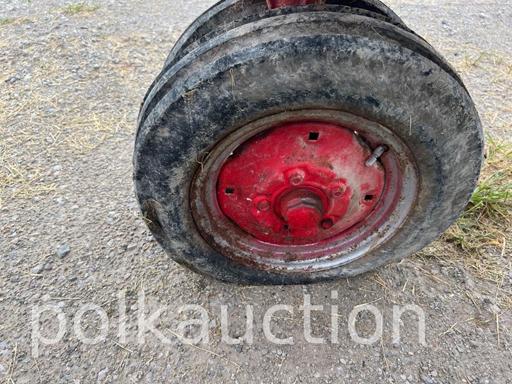 gibson-tractor-(no-tag)-image-3