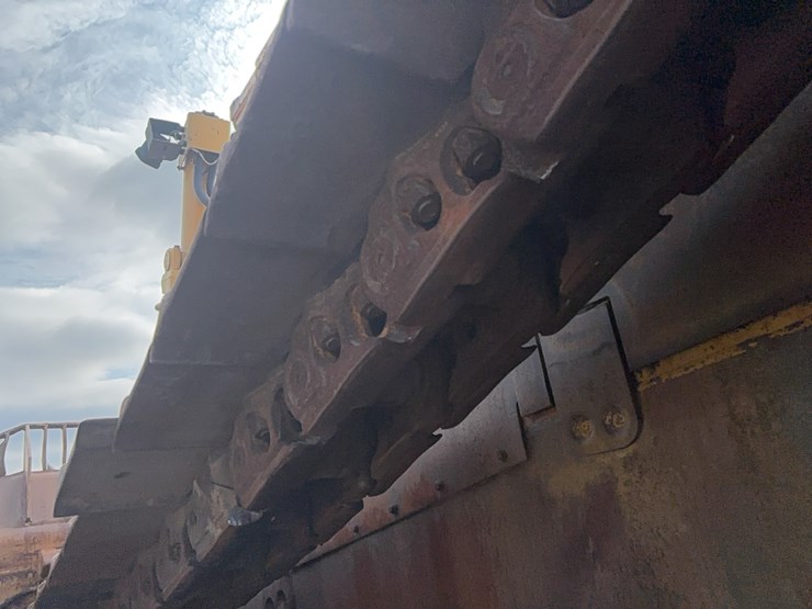 caterpillar-d11n-image-23
