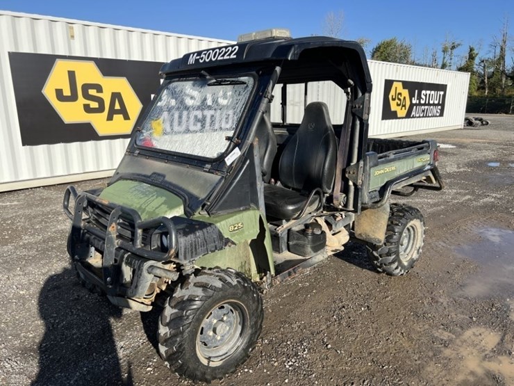 2010-john-deere-gator-image-1