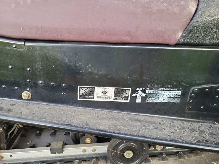 sled-shed-single-axle-snowmobile-trailer-w/2-arctic-cat-440-snowmobiles*updated-information-9/22/25-@-8:30a*-image-49