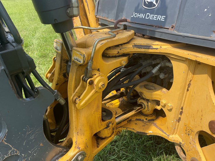 deere-310j-image-9