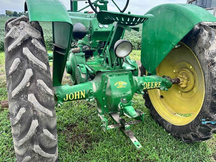 john-deere-b-image-8