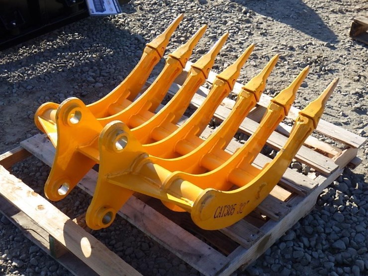 giyi-cat-305-dense-teeth-rake-32"-image-3