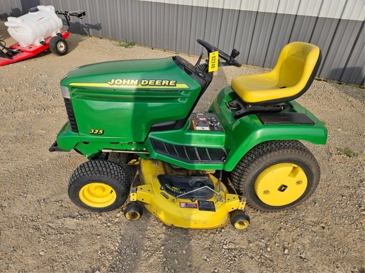 john-deere-325-image-2