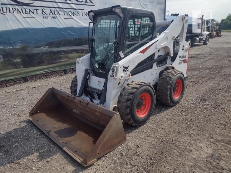 2022-bobcat-s740-image-28