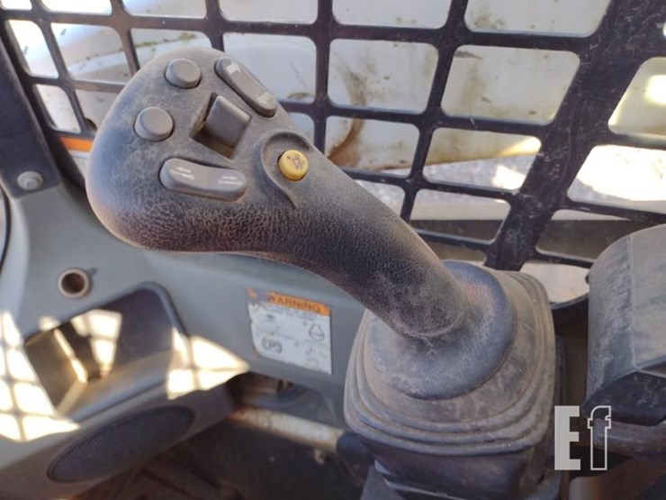 2020-bobcat-t590-image-9