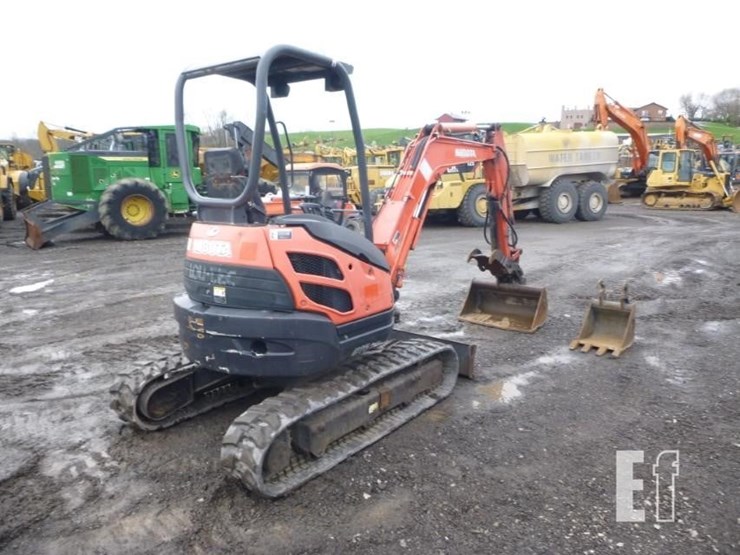 2016-kubota-u25-image-52