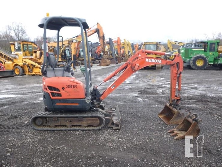 2016-kubota-u17-image-3
