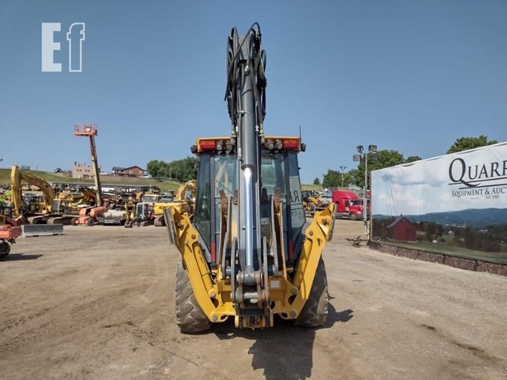 2017-deere-310sl-image-4