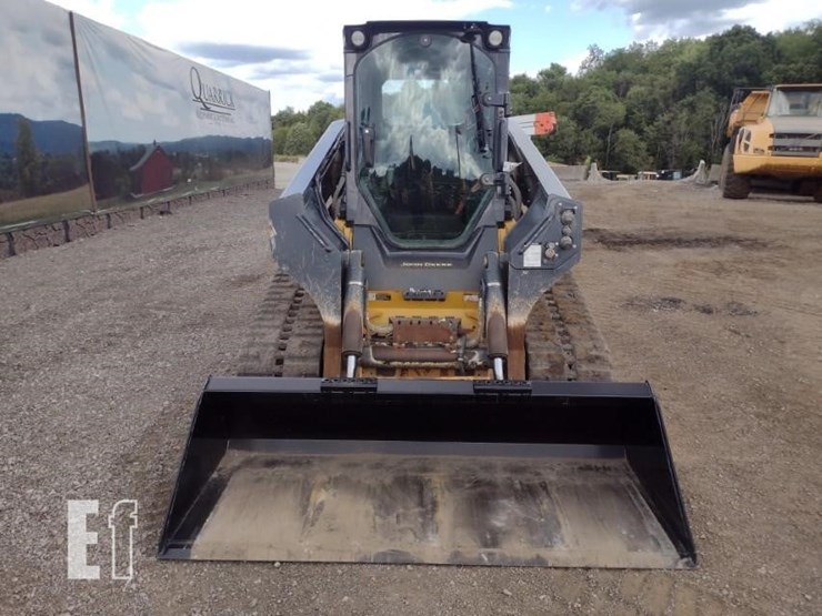 2020-deere-331g-image-2