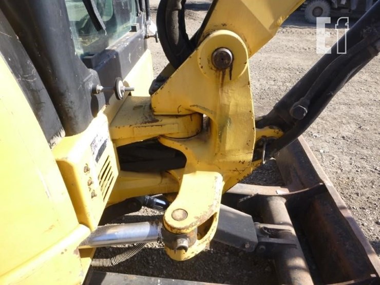 2012-caterpillar-303.5d-cr-image-25