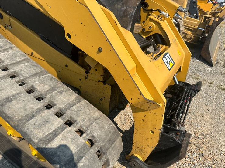 2018-caterpillar-299d2-xhp-image-32