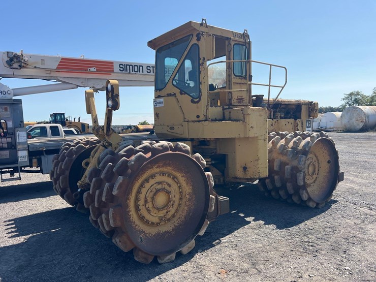 caterpillar-825b-image-2