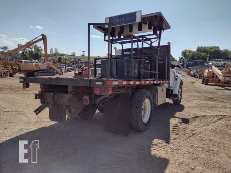 2015-ford-f650-image-34