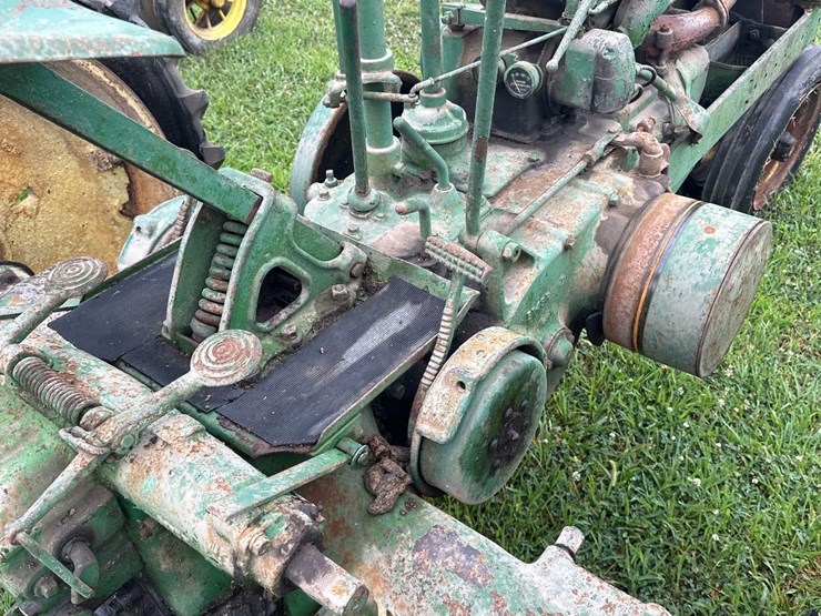 john-deere-b-image-23