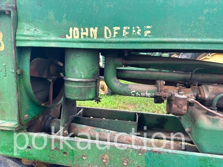 john-deere-b-image-3