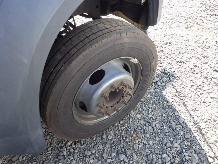 2008-ford-f450-image-21