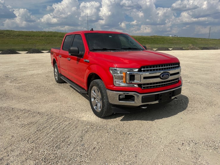 2019-ford-f150-xlt-image-3
