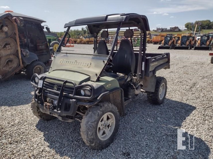 2011-john-deere-gator-xuv-825i-image-18