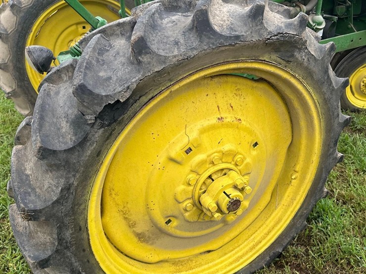 john-deere-h-image-10