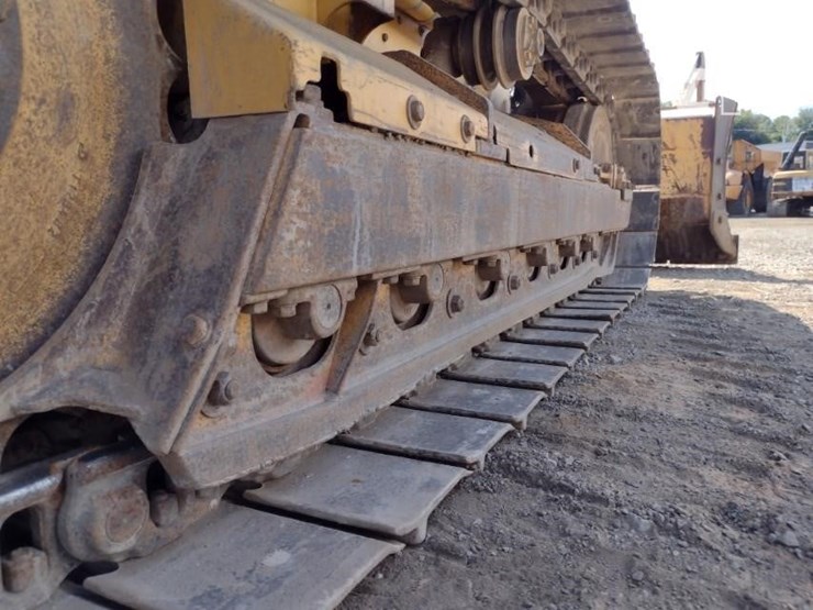 2000-deere-550h-lt-image-32