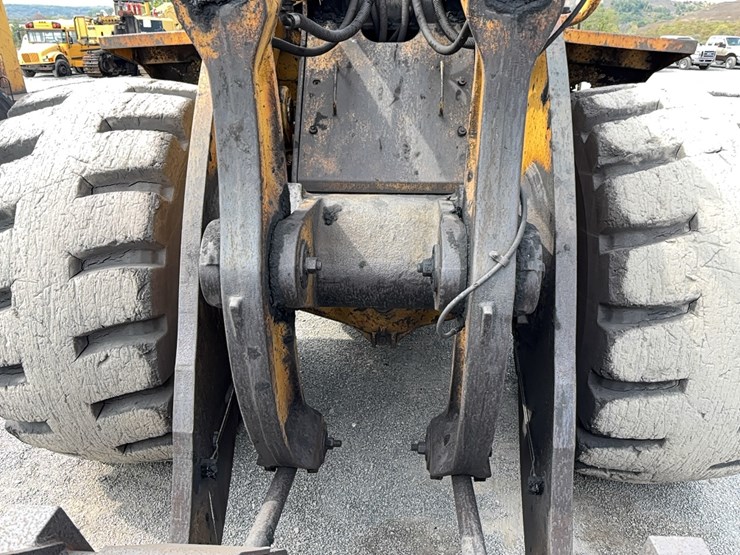 caterpillar-988b-image-8