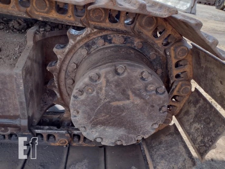 1992-deere-490e-image-24