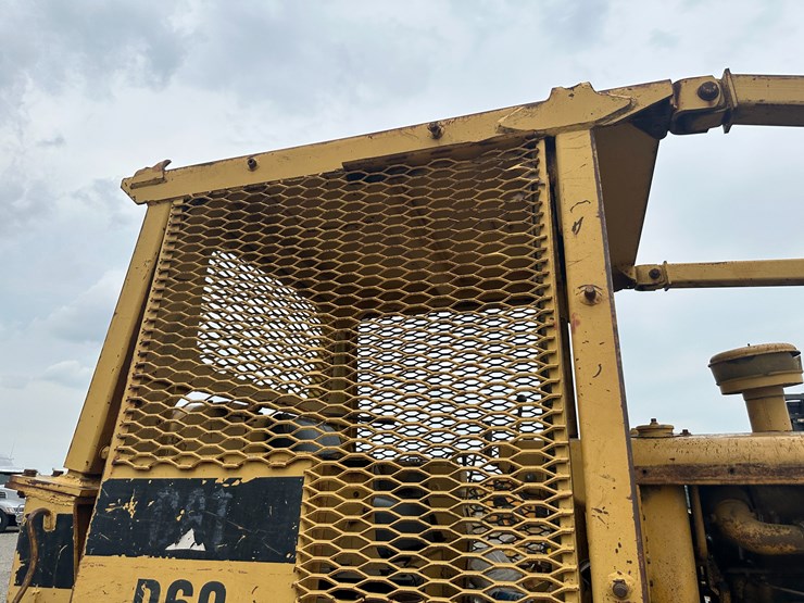 caterpillar-d6c-image-35
