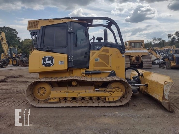 deere-650k-image-3