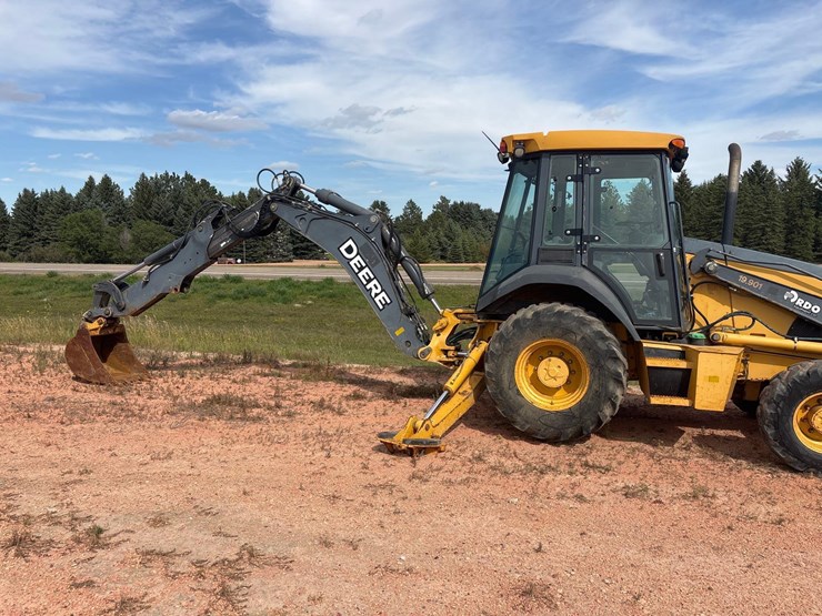 deere-310sj-image-34