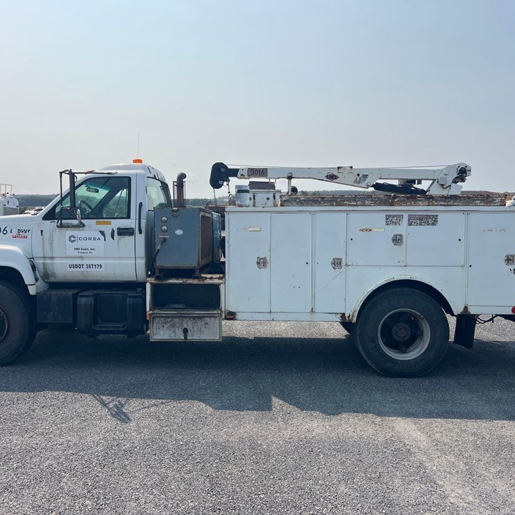 1995 IMT 3016