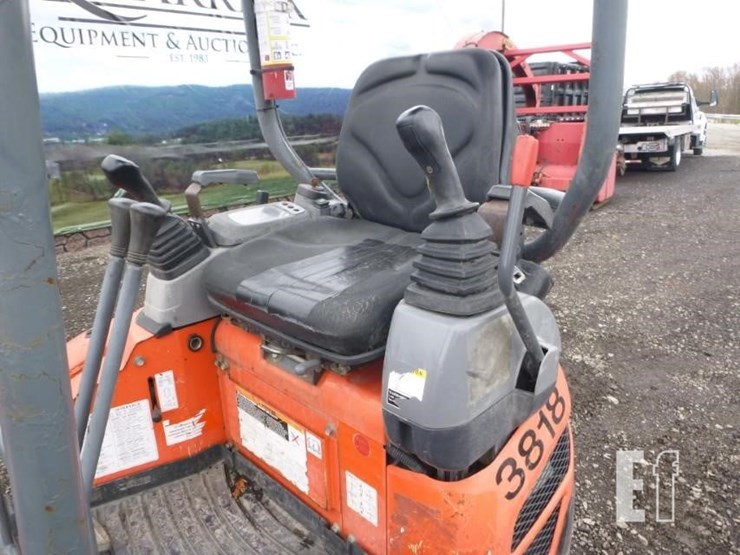 2016-kubota-u17-image-12