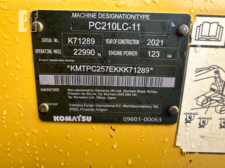 2021-komatsu-pc210-lc-11-image-13