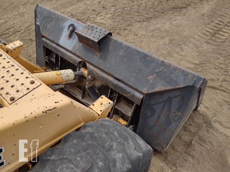 1990-deere-675b-image-20