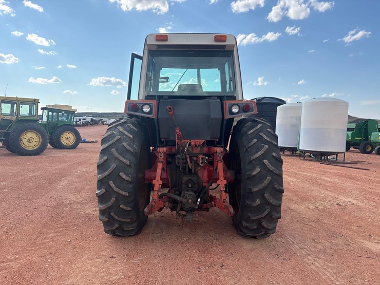 1979-international-1086-tractor-image-8