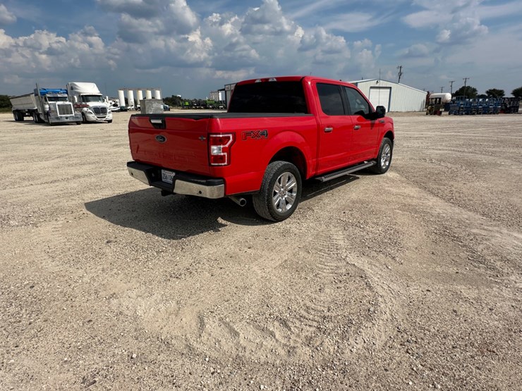 2019-ford-f150-xlt-image-5